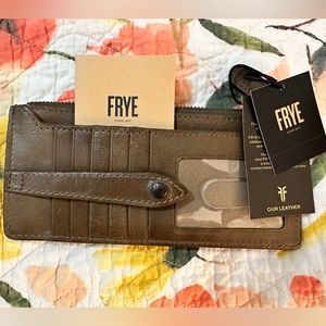 NWT Frye Melissa Snap Card Wallet, Khaki